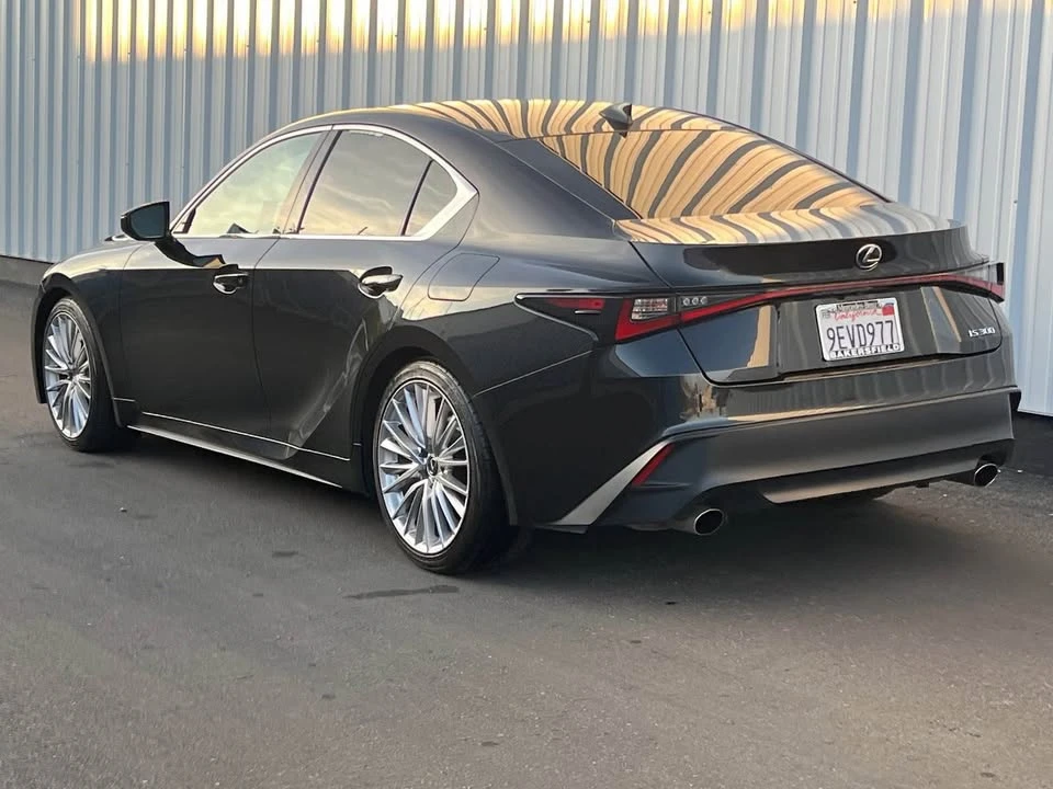 2023 Lexus IS 3rd Gen - Image 5 of 15