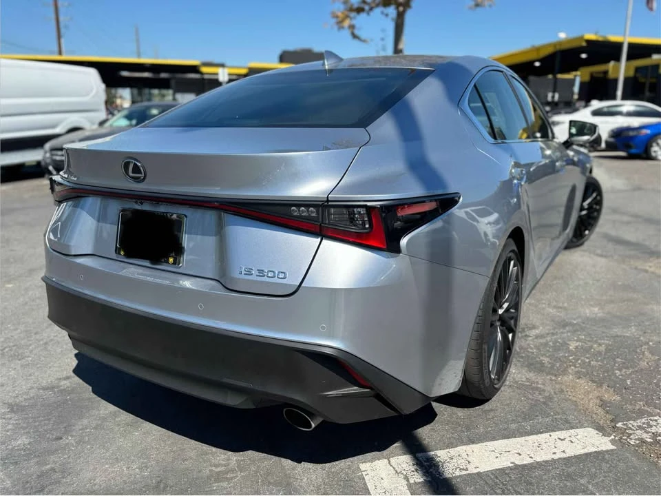 2023 Lexus IS 3rd Gen - Image 6 of 7