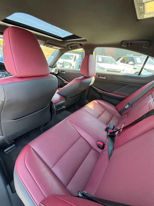 2023 Lexus IS 3rd Gen - Image 4 of 7