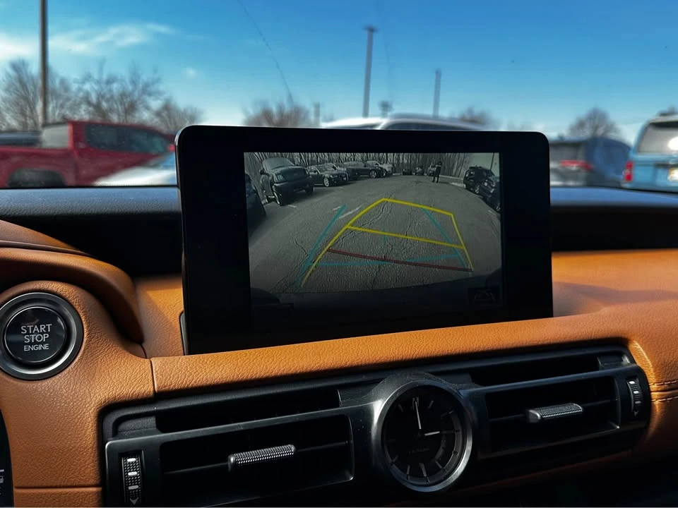 2023 Lexus IS 3rd Gen - Image 12 of 15