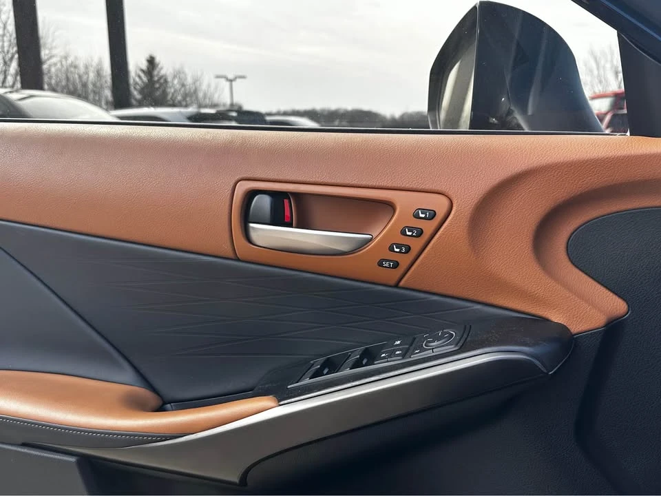 2023 Lexus IS 3rd Gen - Image 7 of 15