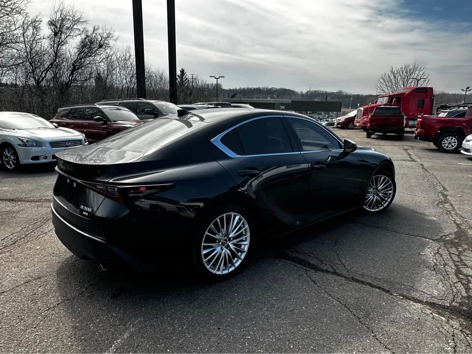 2023 Lexus IS 3rd Gen - Image 5 of 15