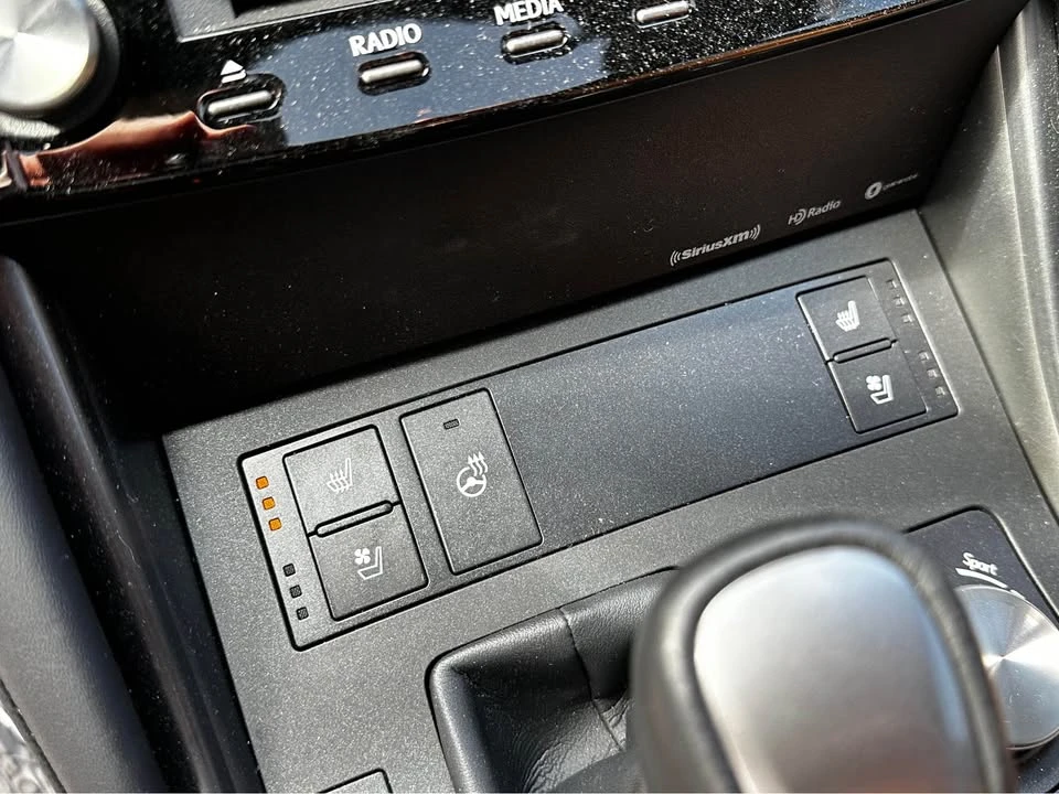 2023 Lexus IS 3rd Gen - Image 13 of 15