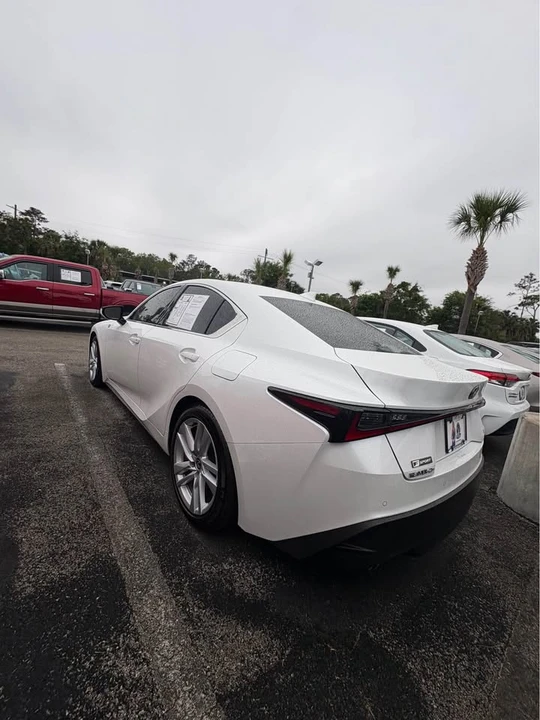 2023 Lexus IS 3rd Gen - Image 4 of 8