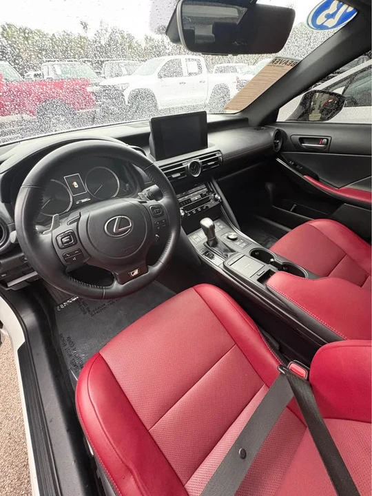 2023 Lexus IS 3rd Gen - Image 5 of 8