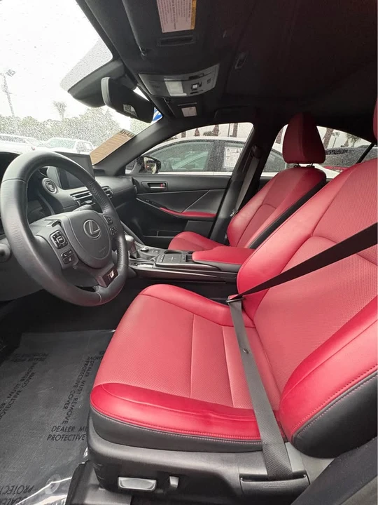 2023 Lexus IS 3rd Gen - Image 7 of 8