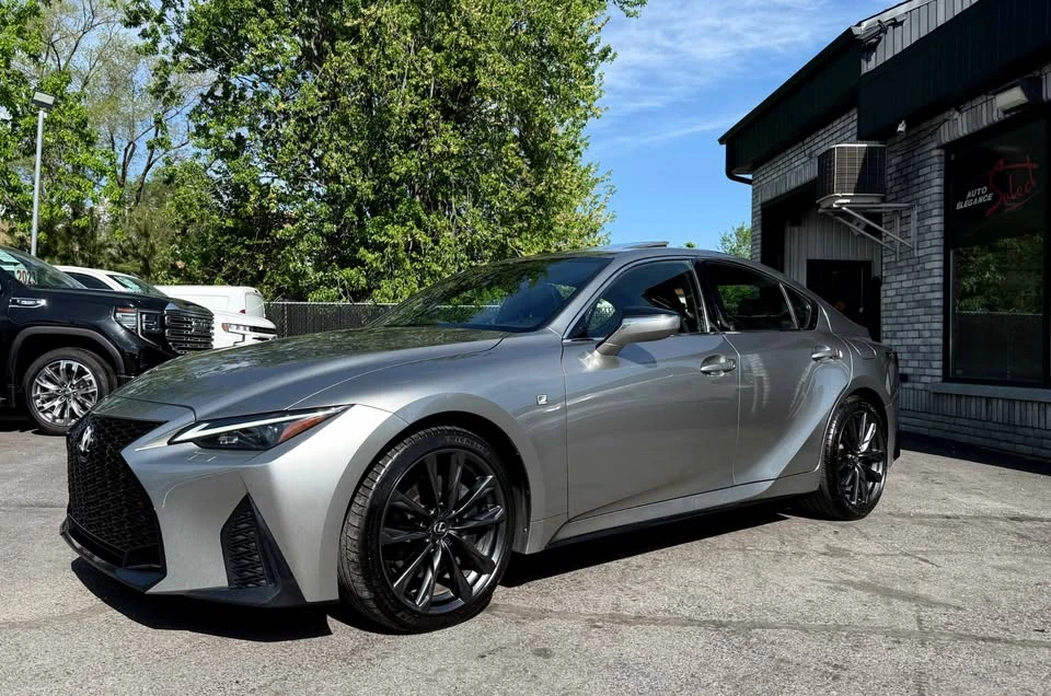 2023 Lexus IS 3rd Gen - Image 8 of 20