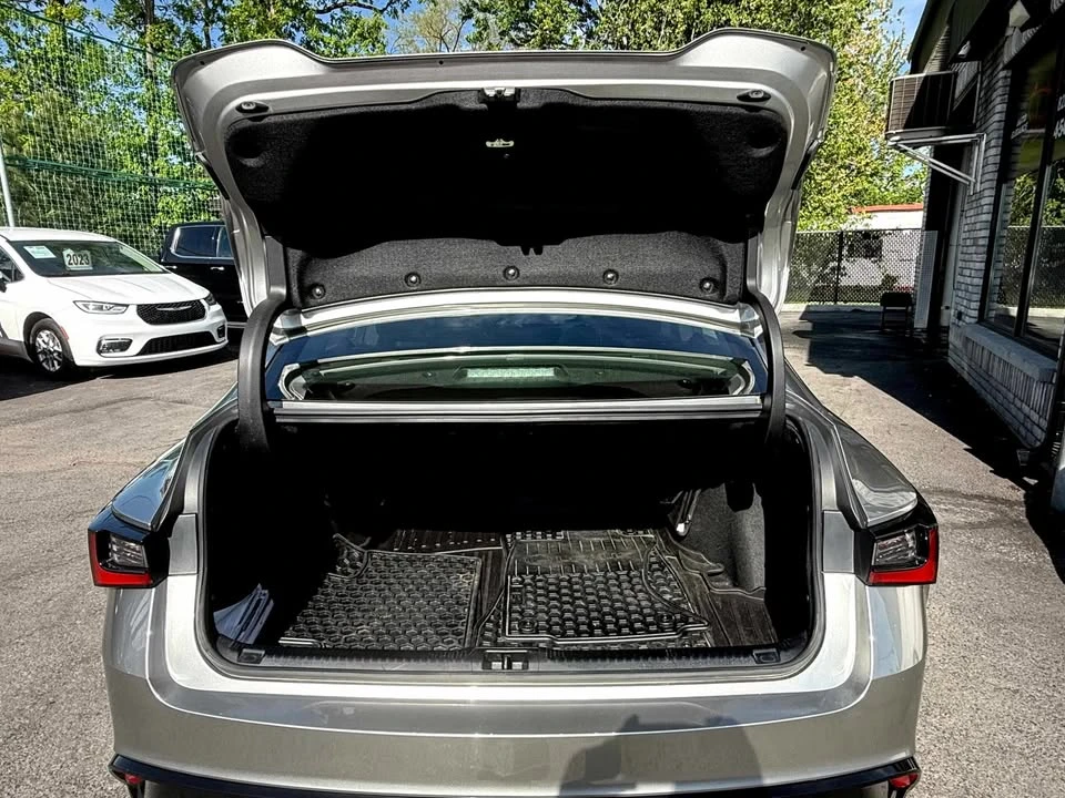 2023 Lexus IS 3rd Gen - Image 20 of 20