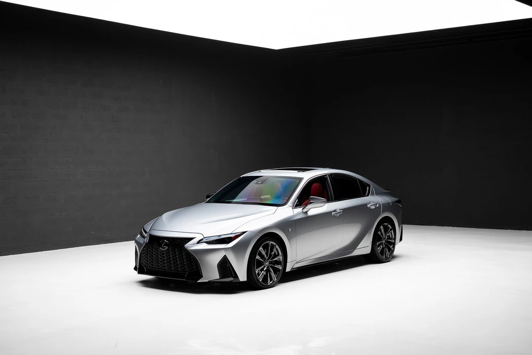 2023 Lexus IS 3rd Gen - Image 4 of 31