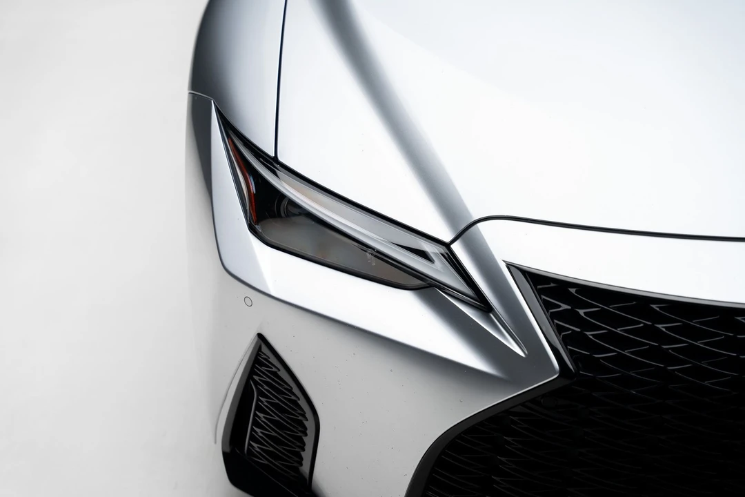 2023 Lexus IS 3rd Gen - Image 12 of 31