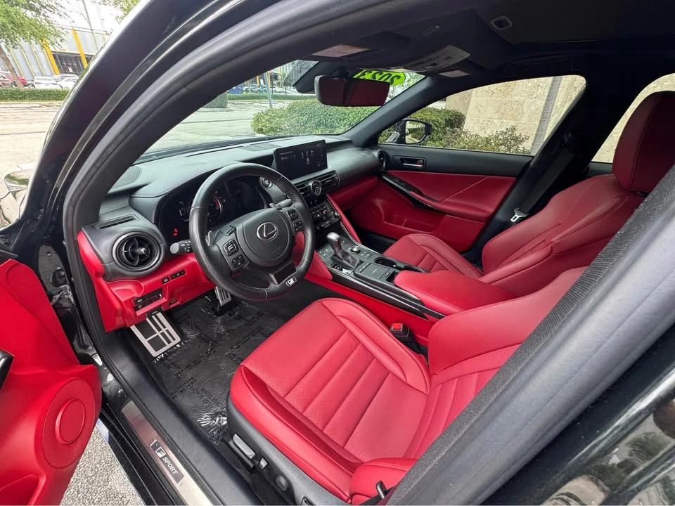 2023 Lexus IS 3rd Gen - Image 9 of 11