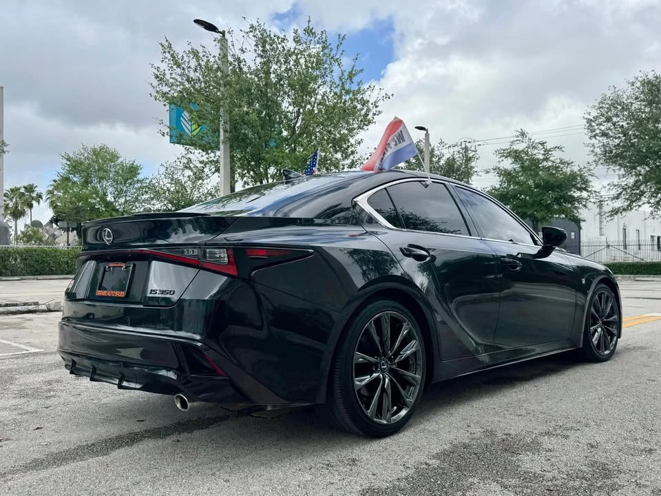2023 Lexus IS 3rd Gen - Image 6 of 11
