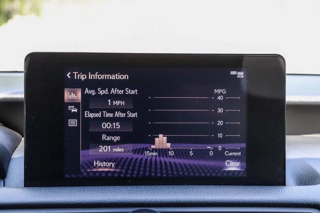 2023 Lexus IS 3rd Gen - Image 17 of 31