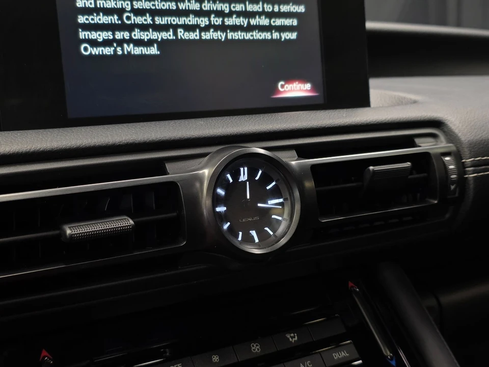 2023 Lexus IS 3rd Gen - Image 28 of 31
