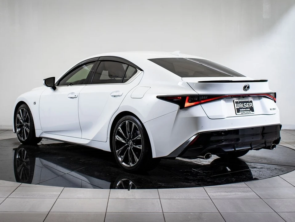2023 Lexus IS 3rd Gen - Image 11 of 21