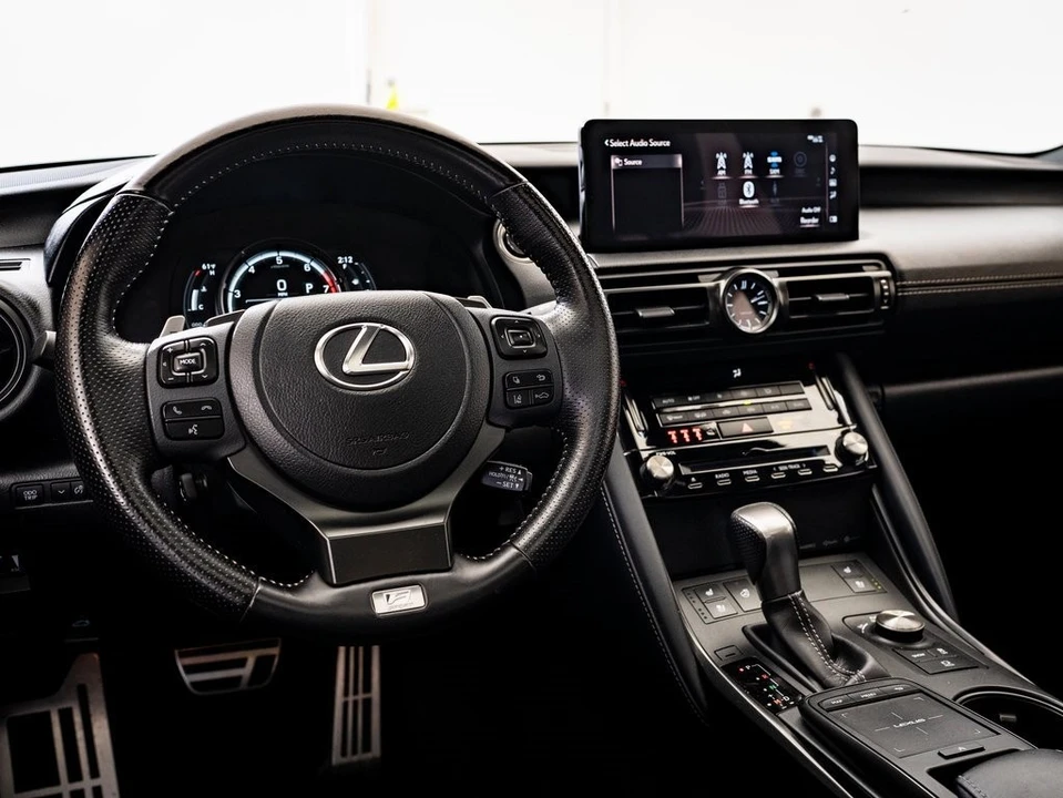 2023 Lexus IS 3rd Gen - Image 4 of 21
