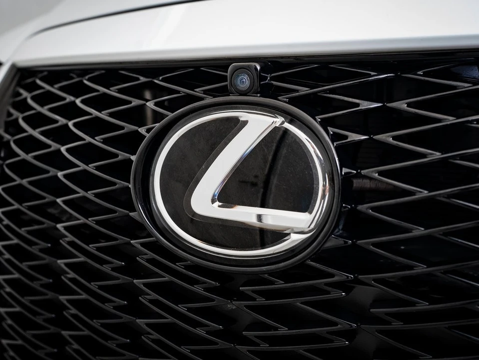 2023 Lexus IS 3rd Gen - Image 3 of 21