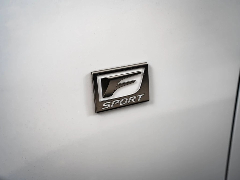 2023 Lexus IS 3rd Gen - Image 9 of 21