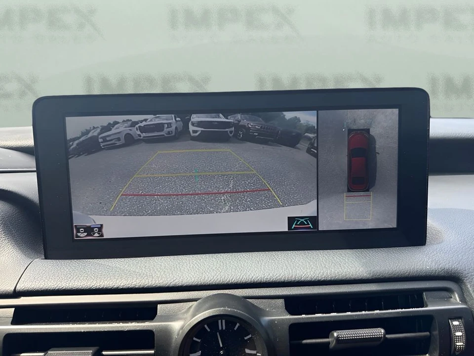 2023 Lexus IS 3rd Gen - Image 18 of 30
