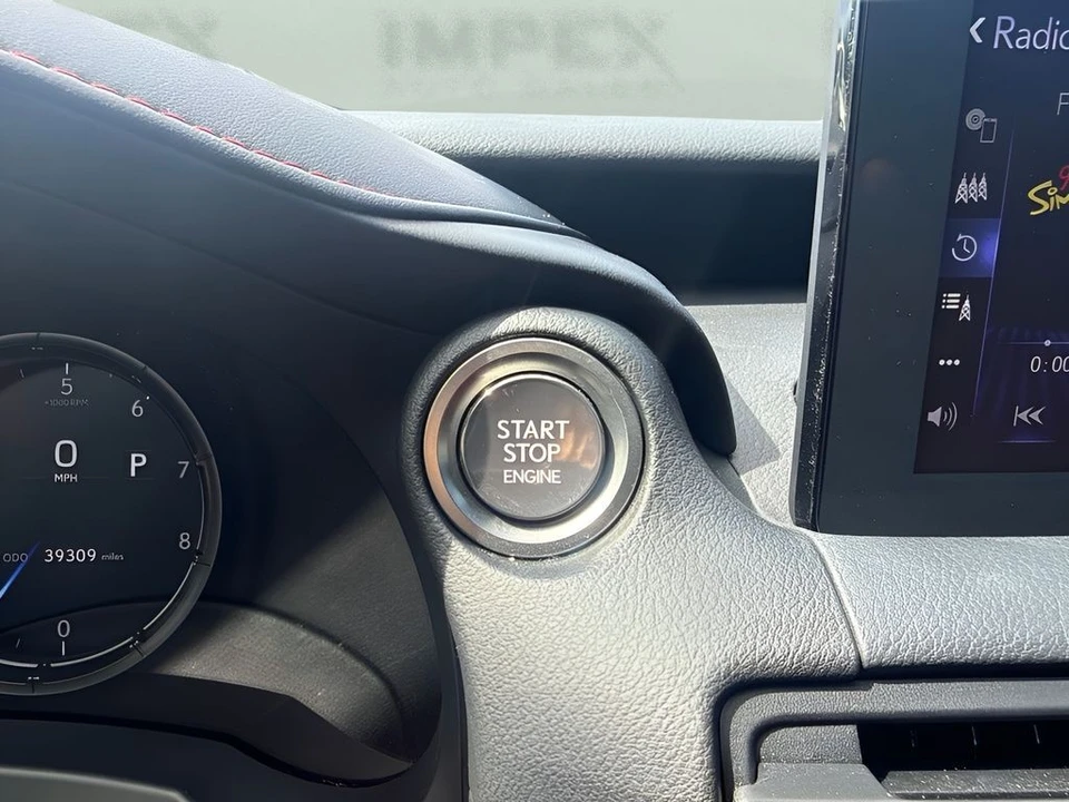 2023 Lexus IS 3rd Gen - Image 20 of 30