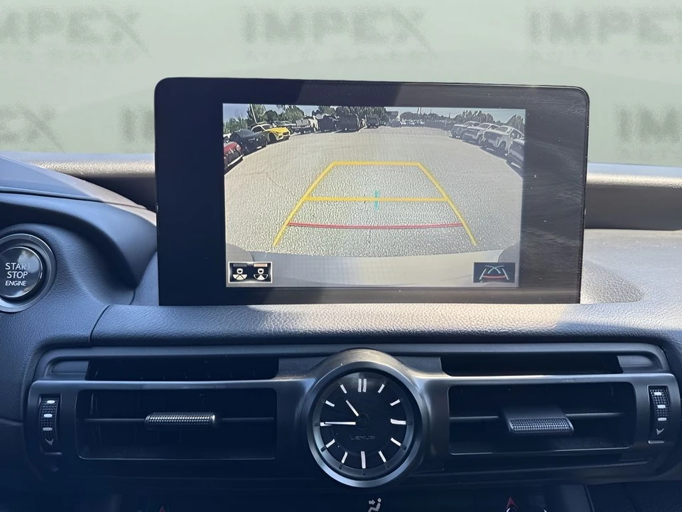 2023 Lexus IS 3rd Gen - Image 18 of 31