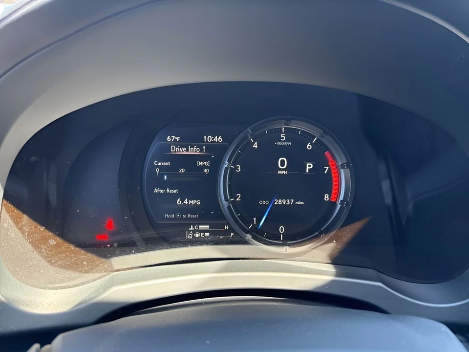 2023 Lexus IS 3rd Gen - Image 20 of 31