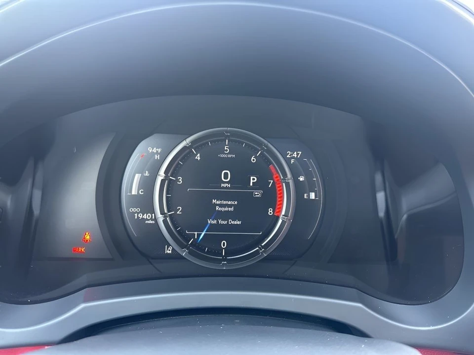 2023 Lexus IS 3rd Gen - Image 25 of 31