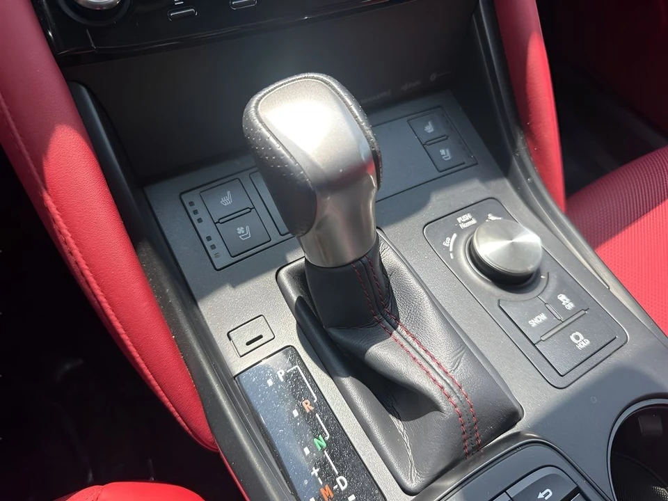 2023 Lexus IS 3rd Gen - Image 18 of 31