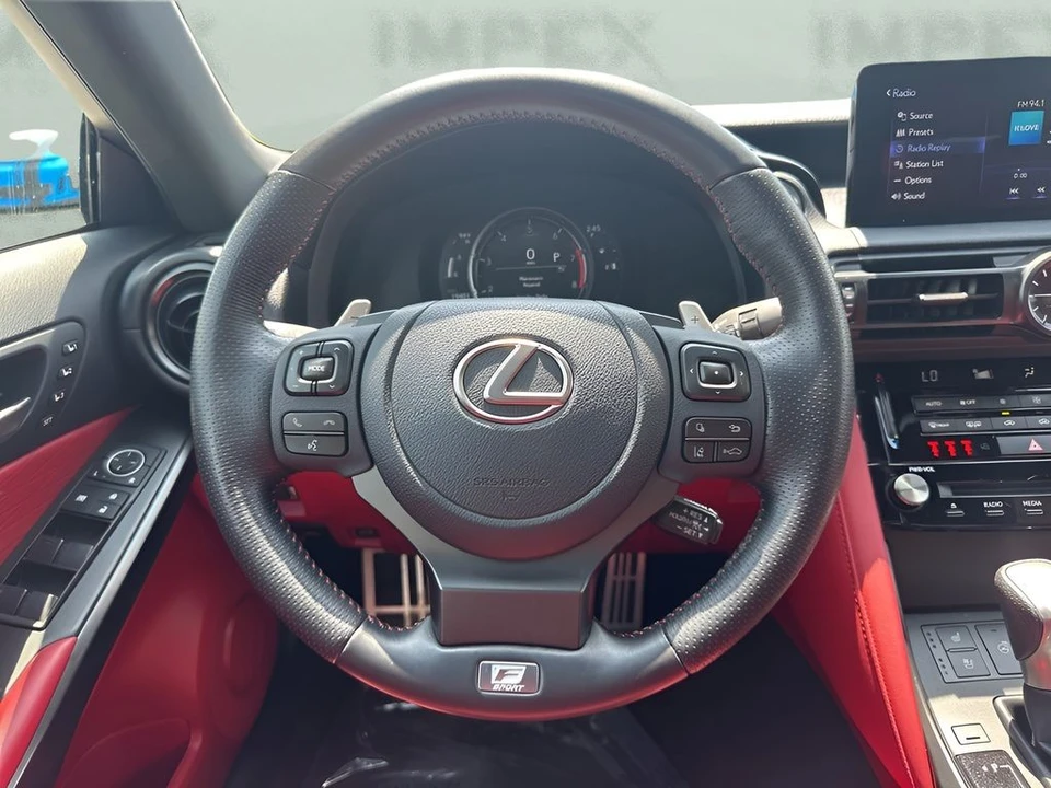 2023 Lexus IS 3rd Gen - Image 15 of 31