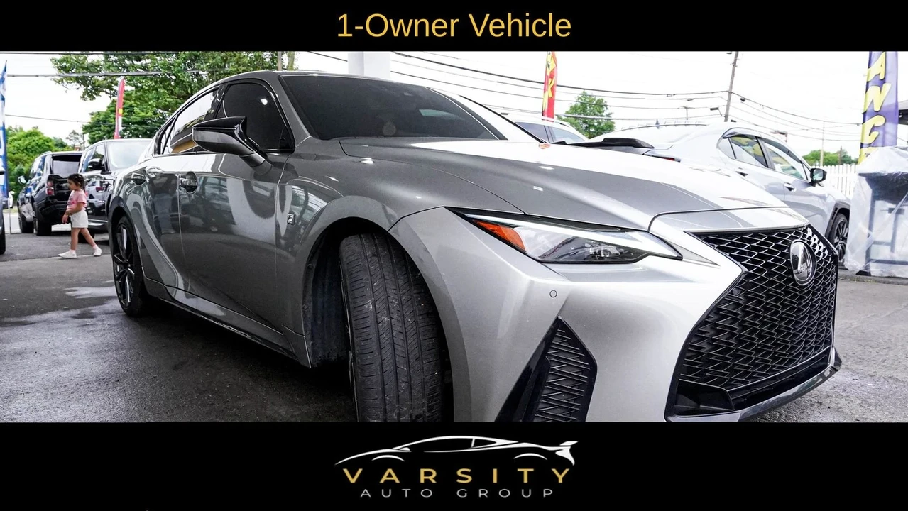 2023 Lexus IS 3rd Gen - Image 3 of 12