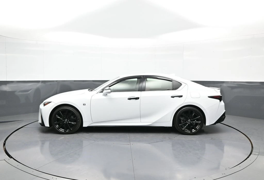 2023 Lexus IS 3rd Gen - Image 9 of 12