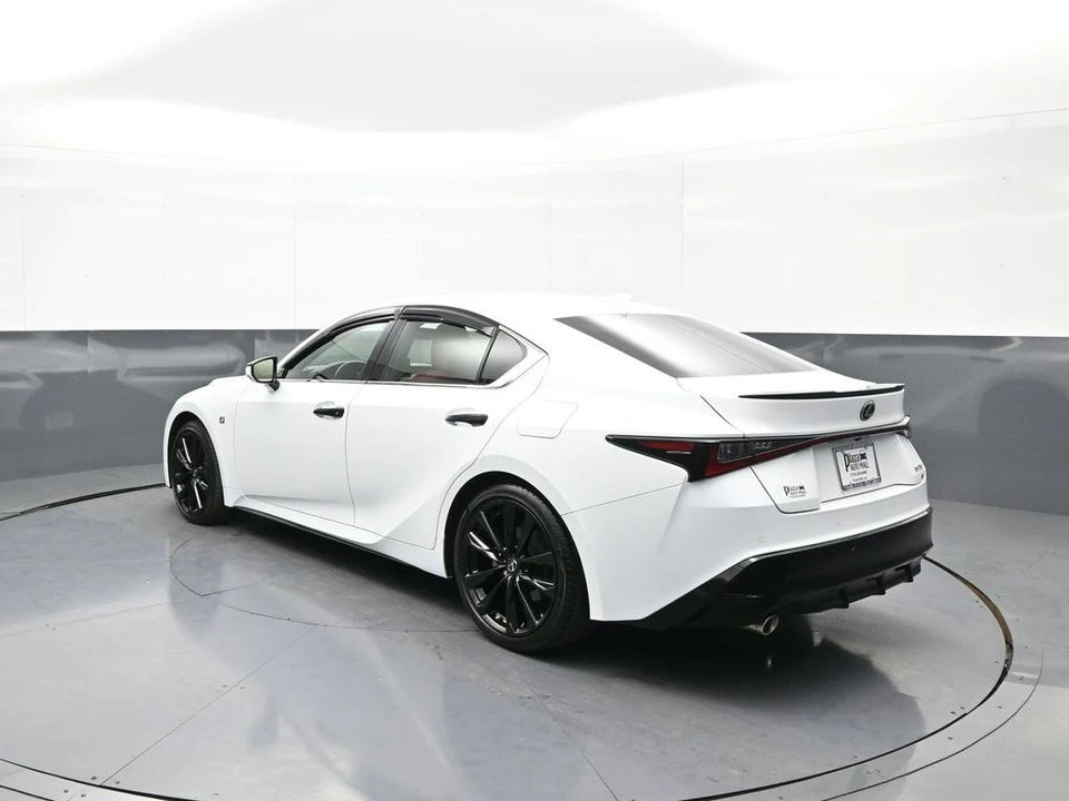2023 Lexus IS 3rd Gen - Image 8 of 12