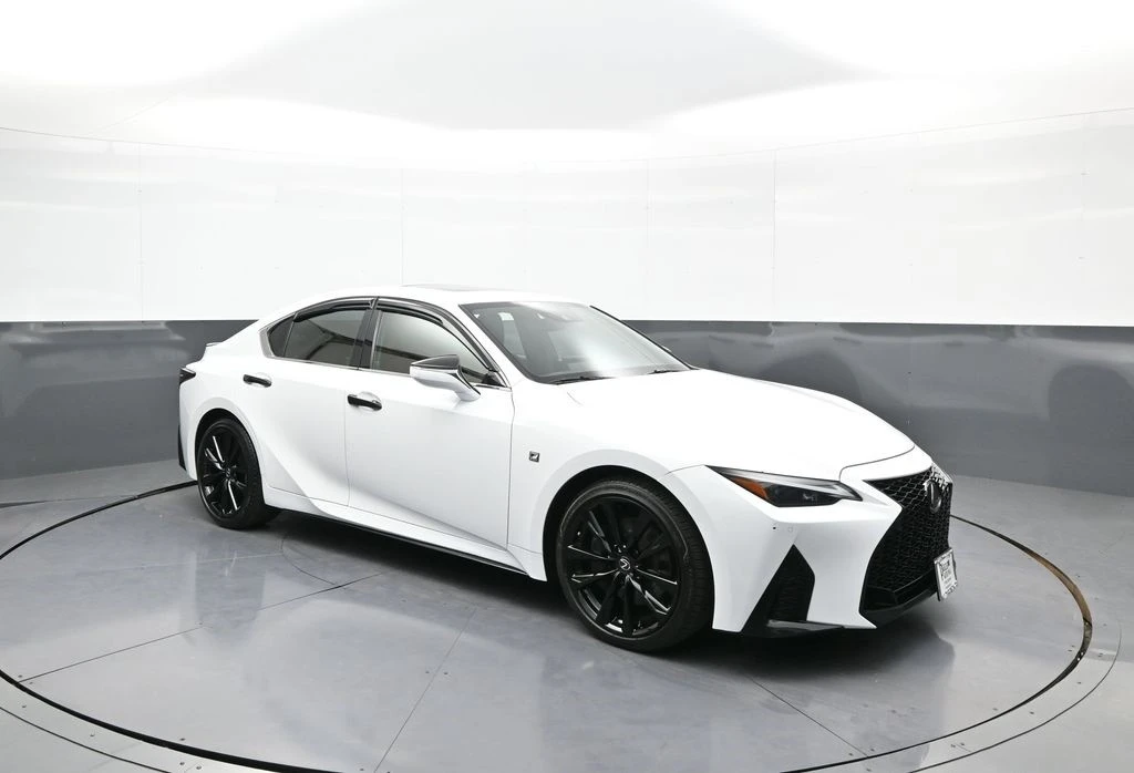 2023 Lexus IS 3rd Gen - Image 4 of 12