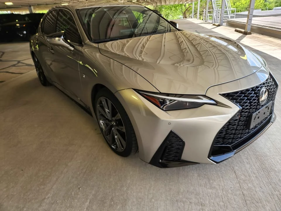 2023 Lexus IS 3rd Gen - Image 4 of 18