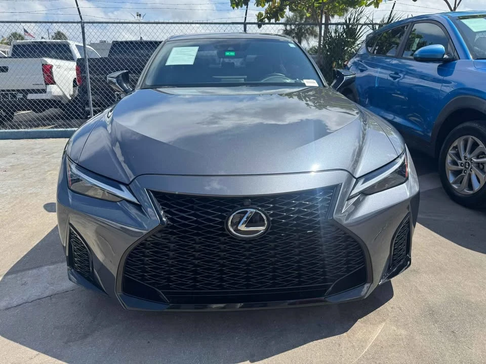 2023 Lexus IS 3rd Gen - Image 11 of 12