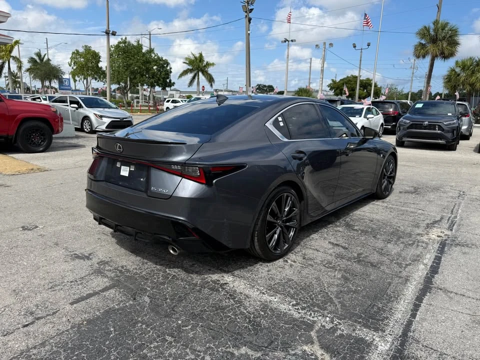 2023 Lexus IS 3rd Gen - Image 5 of 10