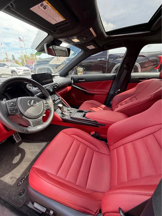 2023 Lexus IS 3rd Gen - Image 7 of 10