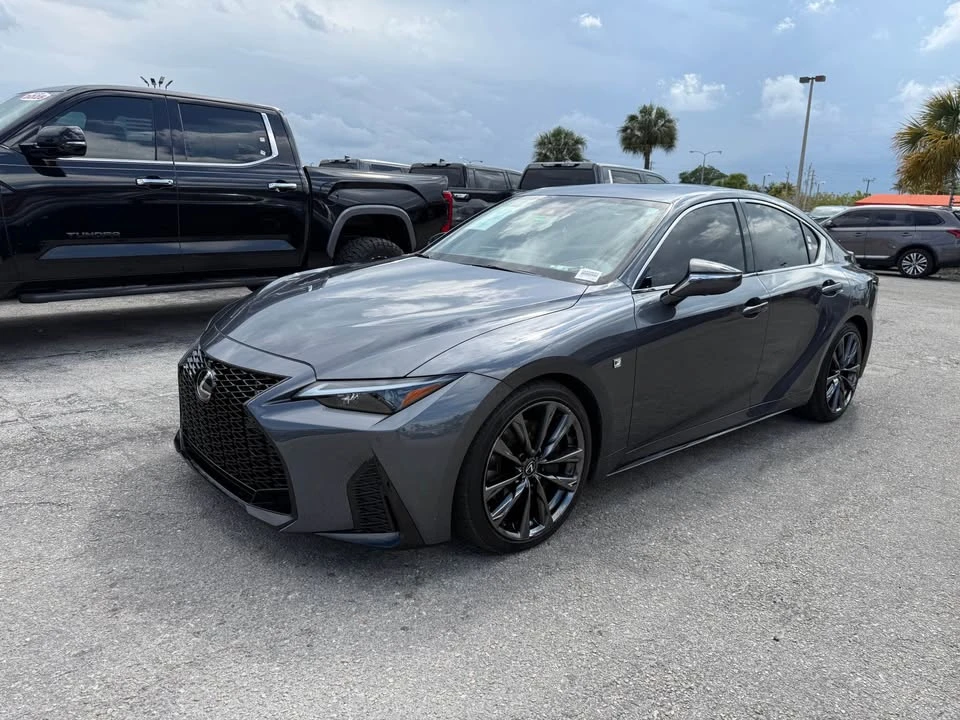 2023 Lexus IS 3rd Gen - Image 3 of 10
