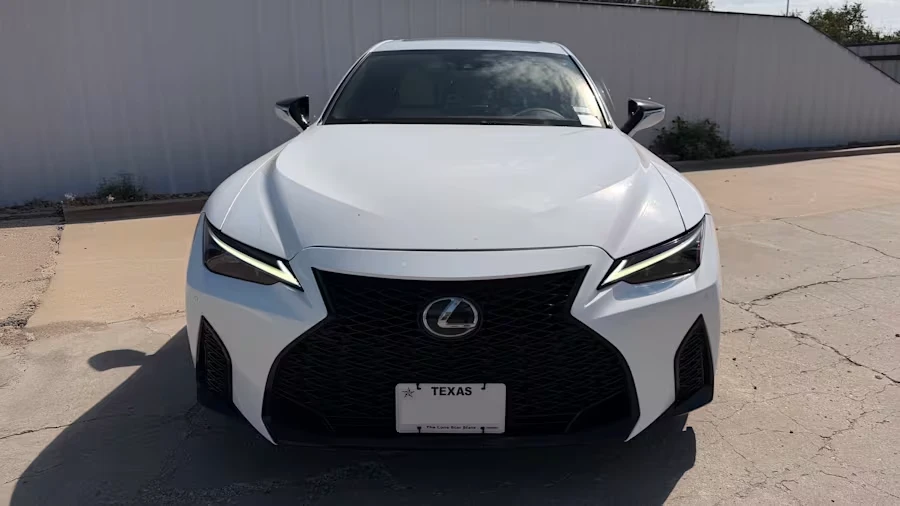 2023 Lexus IS 3rd Gen - Image 4 of 28