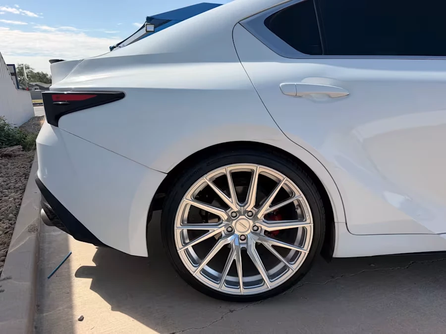 2023 Lexus IS 3rd Gen - Image 13 of 28