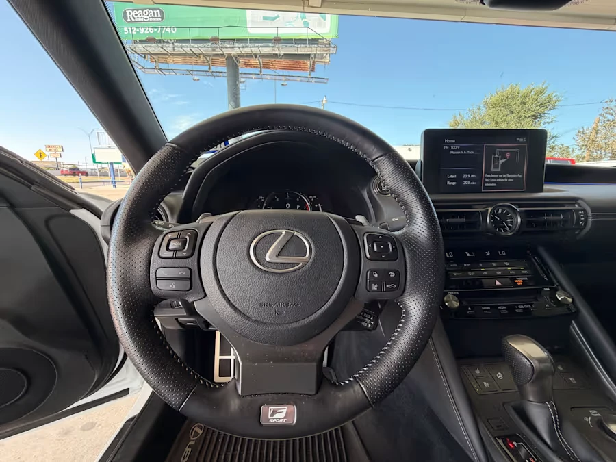 2023 Lexus IS 3rd Gen - Image 20 of 28