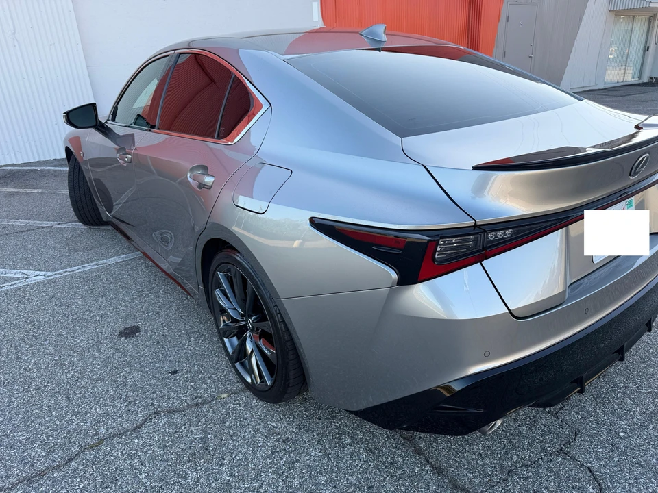 2023 Lexus IS 3rd Gen - Image 29 of 31