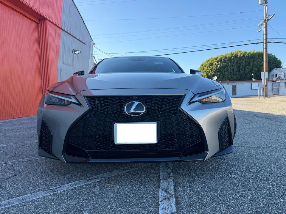 2023 Lexus IS 3rd Gen - Image 7 of 31