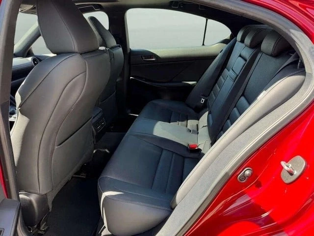 2023 Lexus IS 3rd Gen - Image 15 of 20