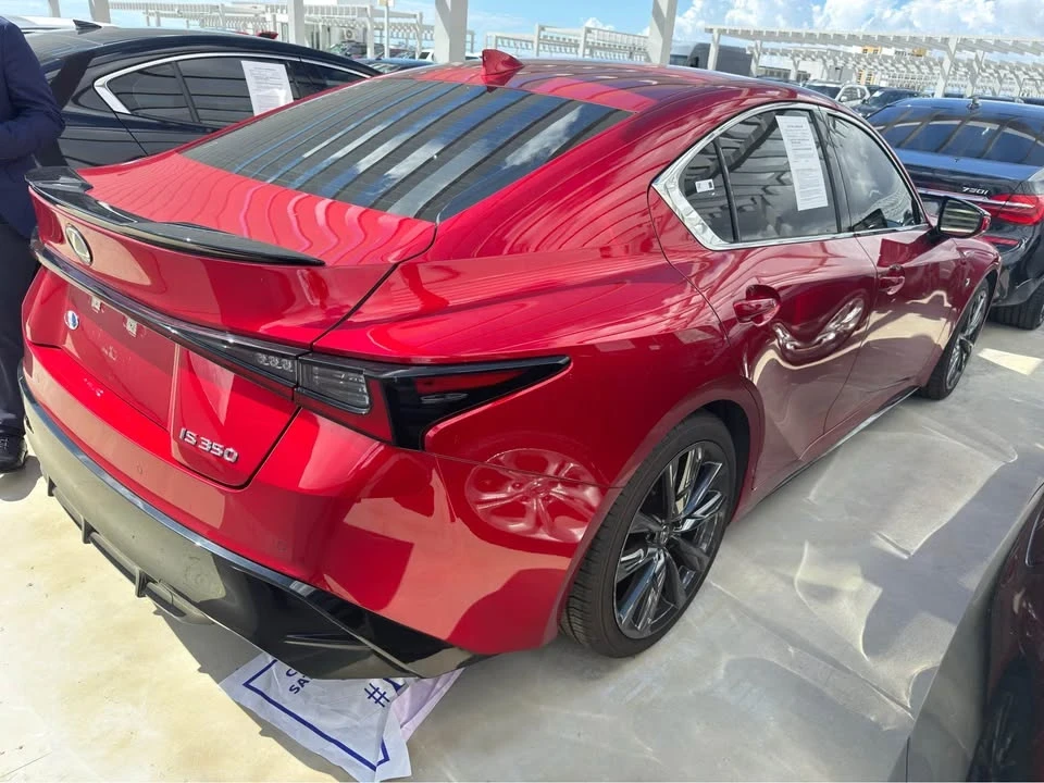 2023 Lexus IS 3rd Gen - Image 8 of 10