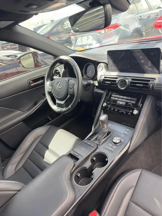 2023 Lexus IS 3rd Gen - Image 5 of 10