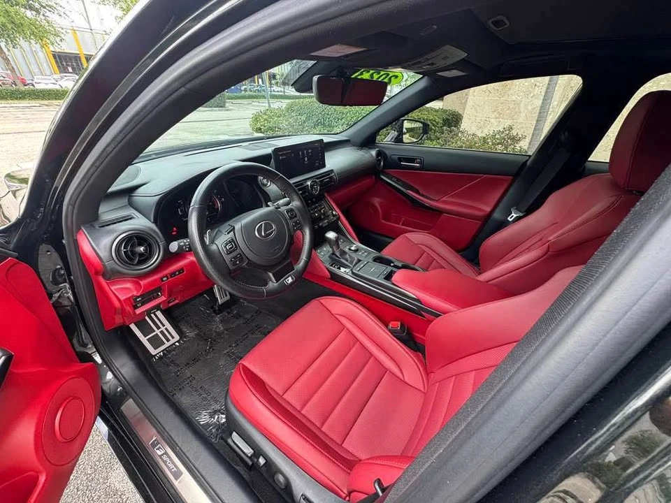 2023 Lexus IS 3rd Gen - Image 6 of 7