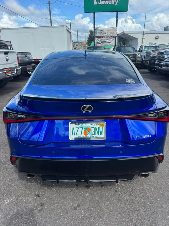 2023 Lexus IS 3rd Gen - Image 4 of 7