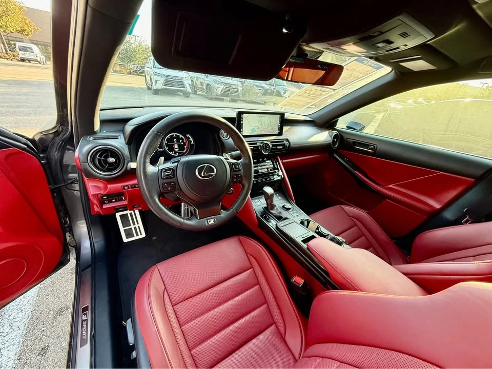 2023 Lexus IS 3rd Gen - Image 3 of 4