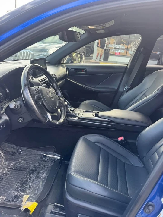 2023 Lexus IS 3rd Gen - Image 6 of 7